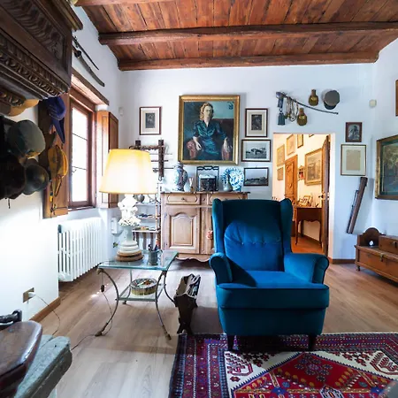 Casa Strada Paterno (Florence)