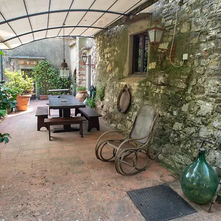 Casa Strada
