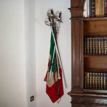Casa Strada Paterno (Florence)